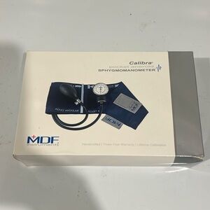 MDF Instruments Calibra Sphygmomanometer